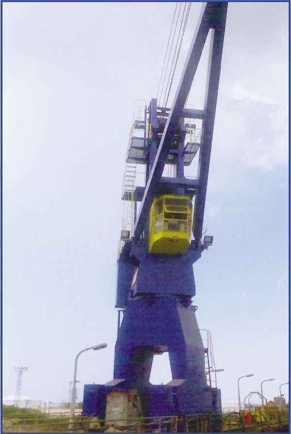 Travel Crane